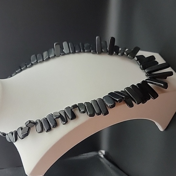 Black Slab Spinel Strand 650 Cts Beaded Bib Gemstone Necklace Crystal Bead - Picture 3 of 8